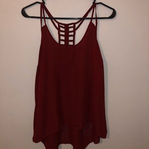 Thin maroon top